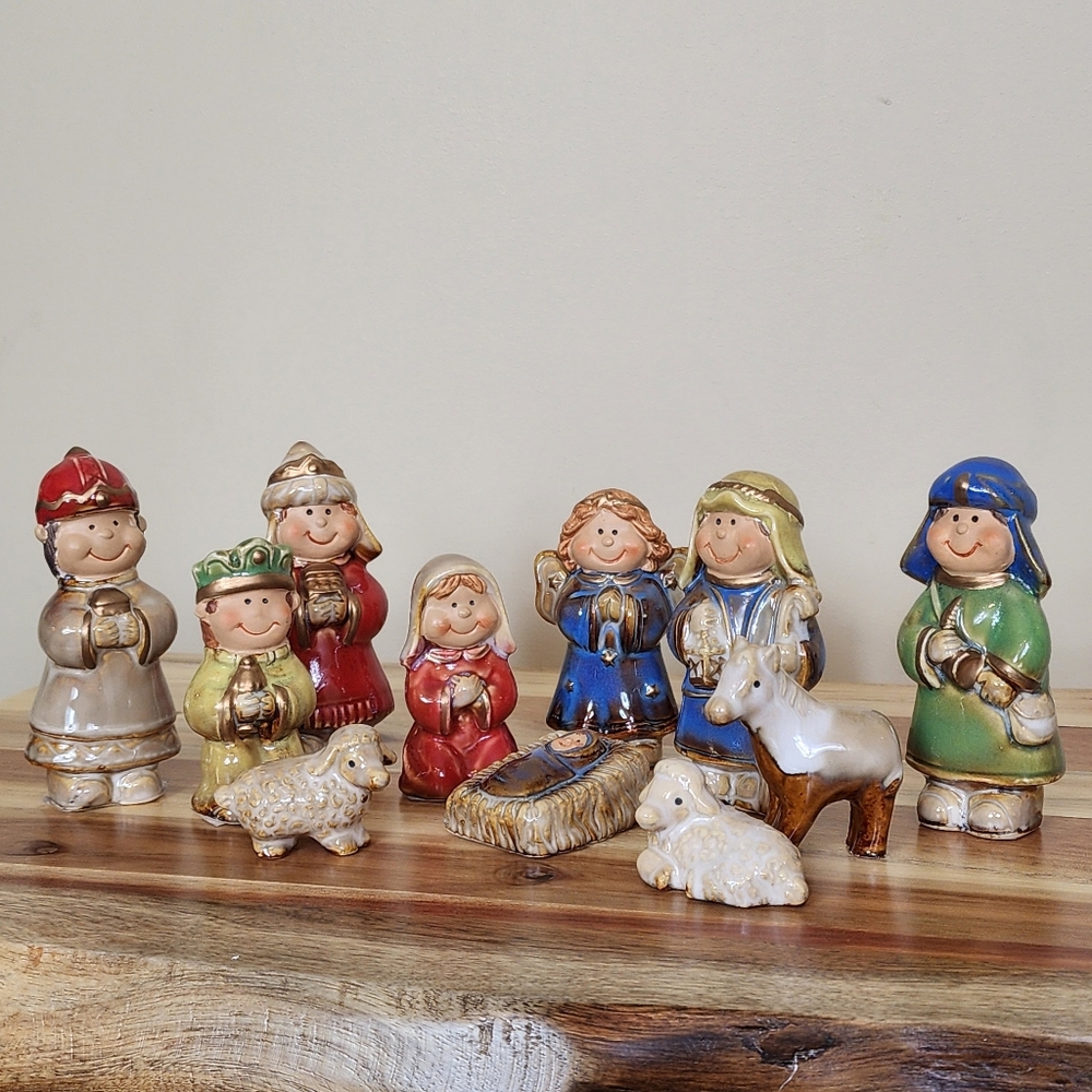 Glazed Ceramic Nativity Scene Set Rustic - 11 Pieces